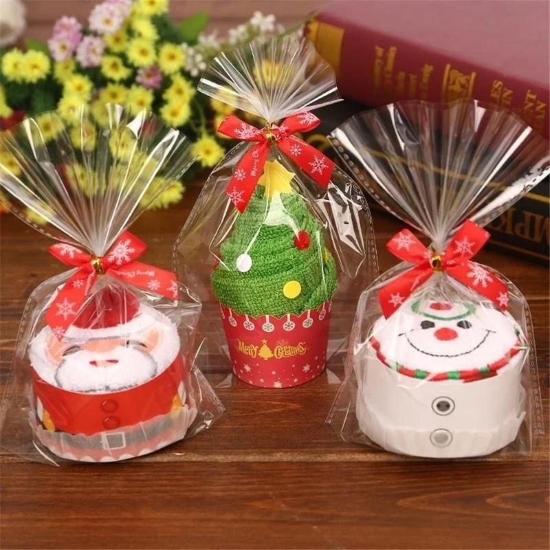 Embroidery Xmas Decorations - クリスマスタオル 30*30 センチメートルかわいいケーキ型ソフトマイクロファイバーサンタクロース雪だるま刺繍ハンドタオルクリスマスナヴィダード装飾ギフト用