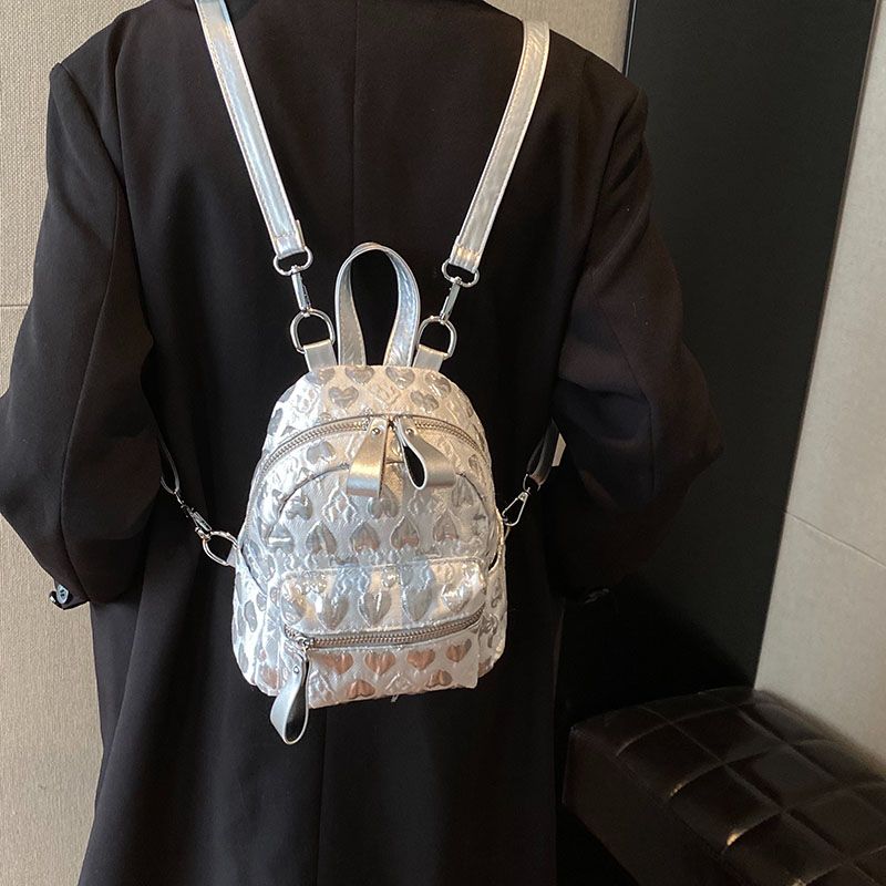 Embroidery Love - 女性のための愛の刺embroideryが付いたミニバックパック,小さなバックパック,韓国のファッション,旅行,新しい,2024