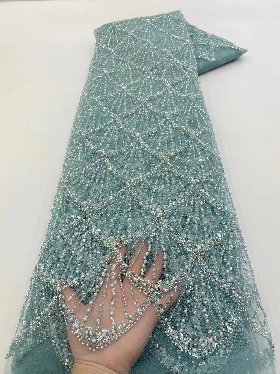 アフリカチュールレース生地 2026 フレンチネットスパンコ - Embroidery Net Fabric のレビューと価格