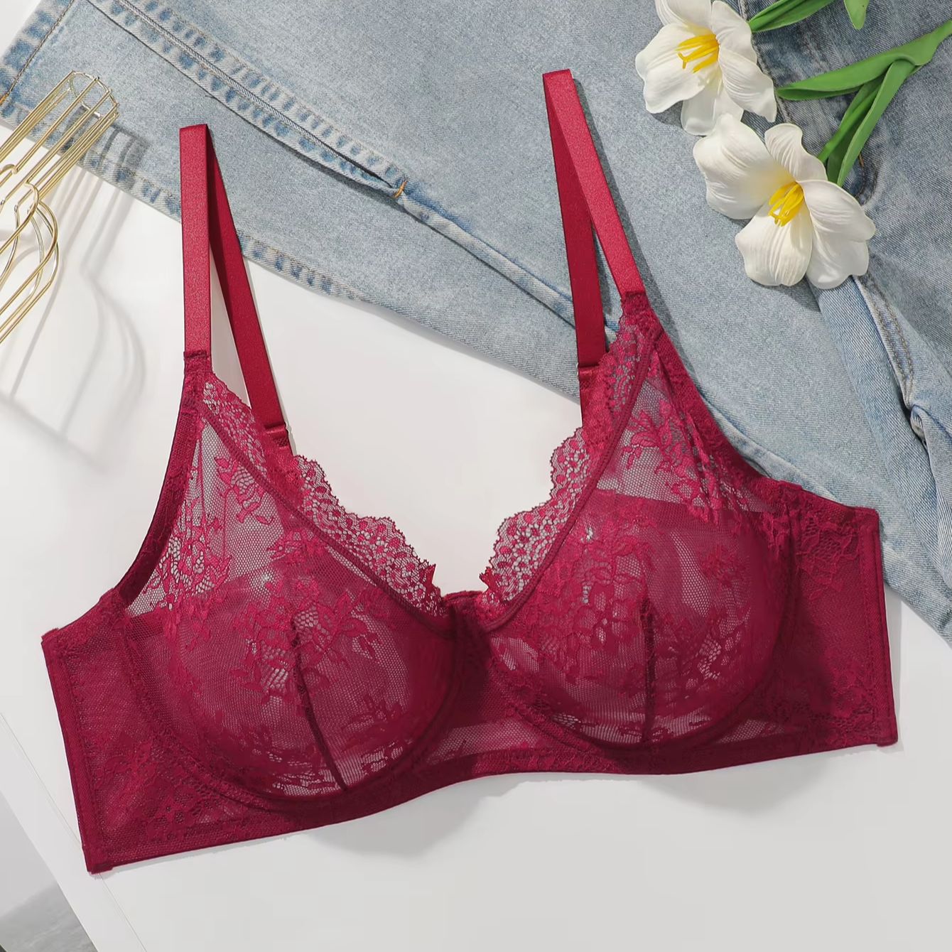 女性用プラスサイズ赤いレースシアーブラ、アンダーワイヤー入り - Embroidery Red のレビューと価格