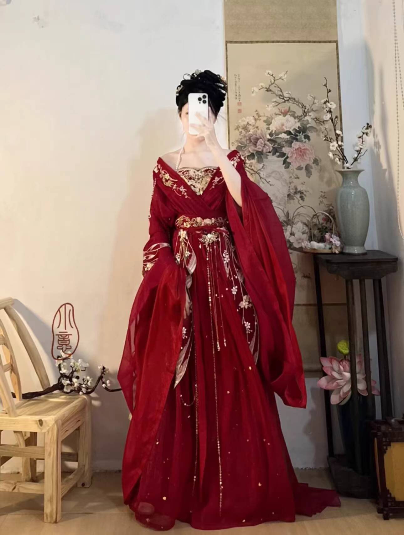 2025年ホットな国風花の女神レッド重工業刺繍トレーリング新 - Embroidery Red のレビューと価格