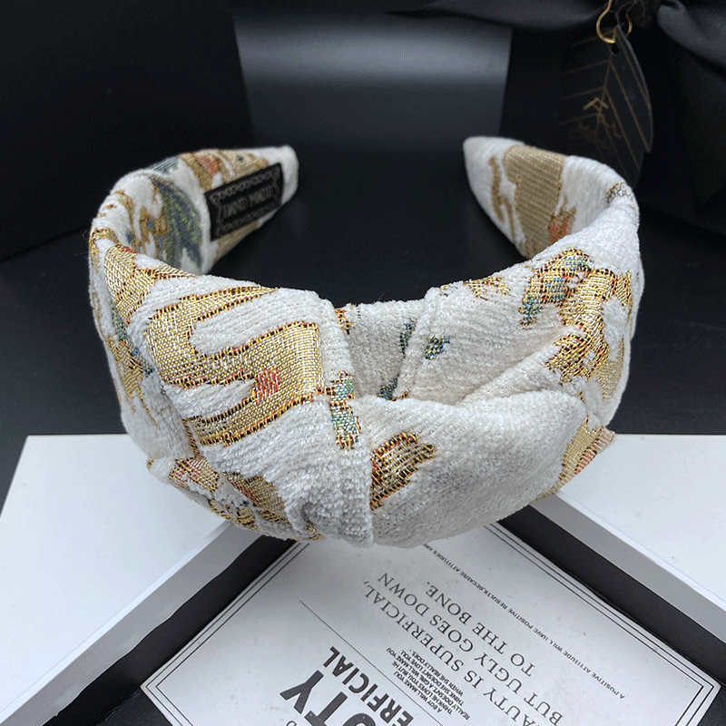 おしゃれな刺繍ヘアピンフープ女性の高級感溢れる軽量ハイスカル - Embroidery Hoop のレビューと価格