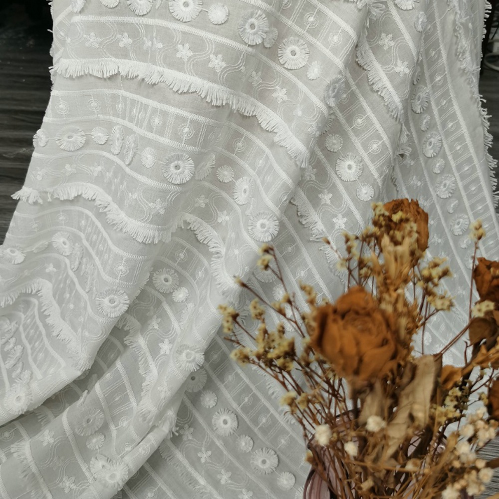 最新のオールコットン3D花柄タッセルレース刺繍生地、衣類、テ - Embroidery Design 3D のレビューと価格