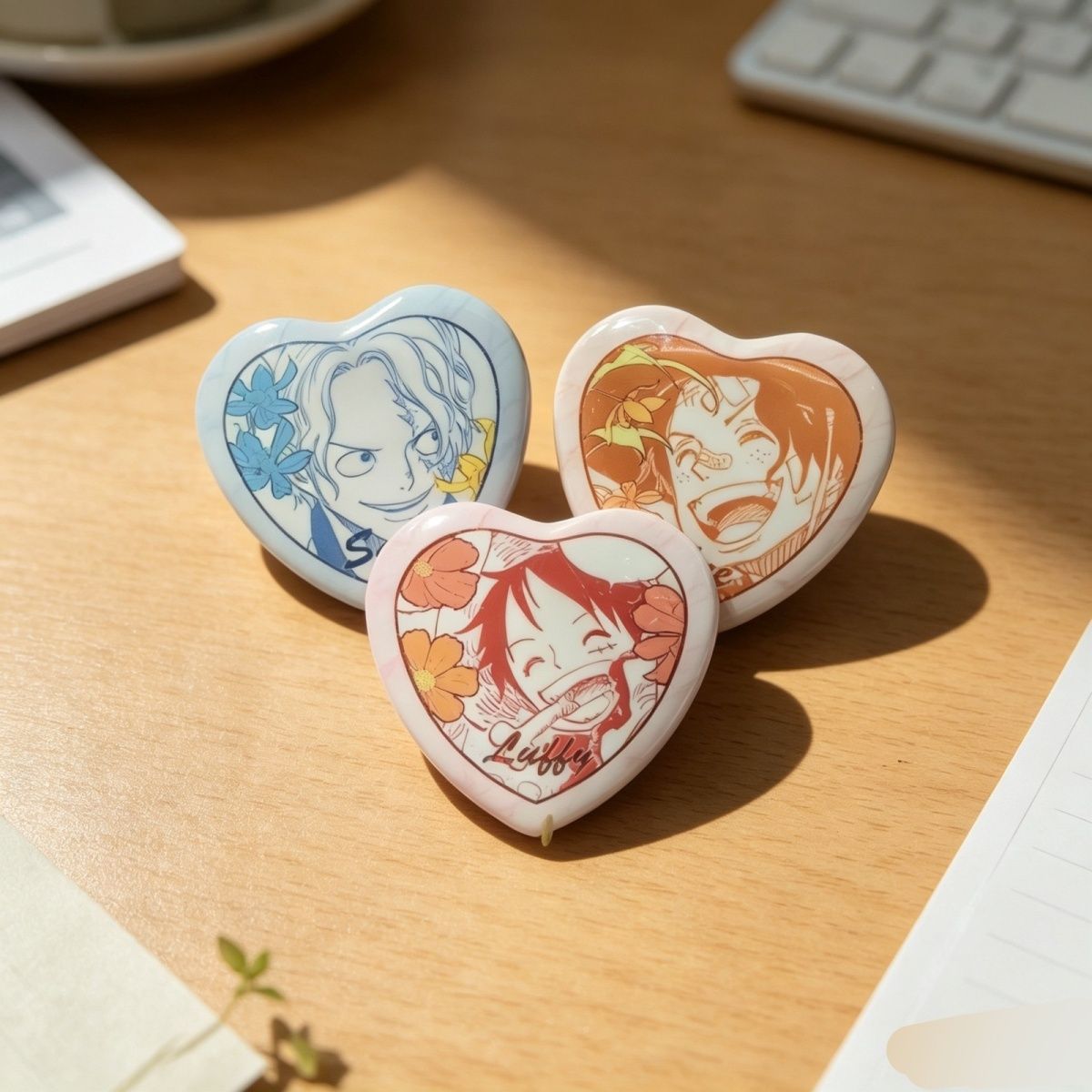 ワンピース ルフィ エース ラブバッジ クリエイティブアニメ - Embroidery Love のレビューと価格