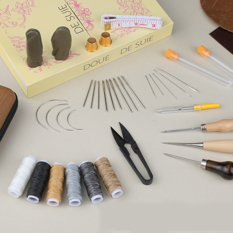 室内装飾品修理キット、針付きヘビーデューティーミシンキット、 - Embroidery Backpack Kit のレビューと価格