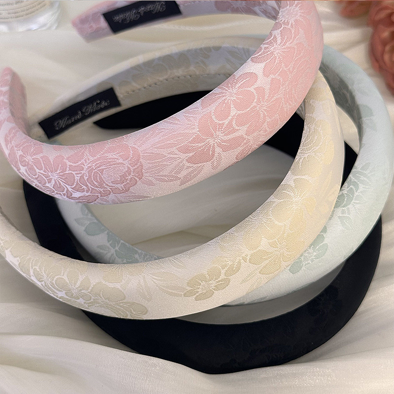 女性のための花の刺flowerが付いたヘッドバンド、エレガン - Embroidery Hoop のレビューと価格
